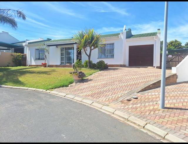 3 BEDROOM HOUSE FOR SALE IN FRAAIUITSIG